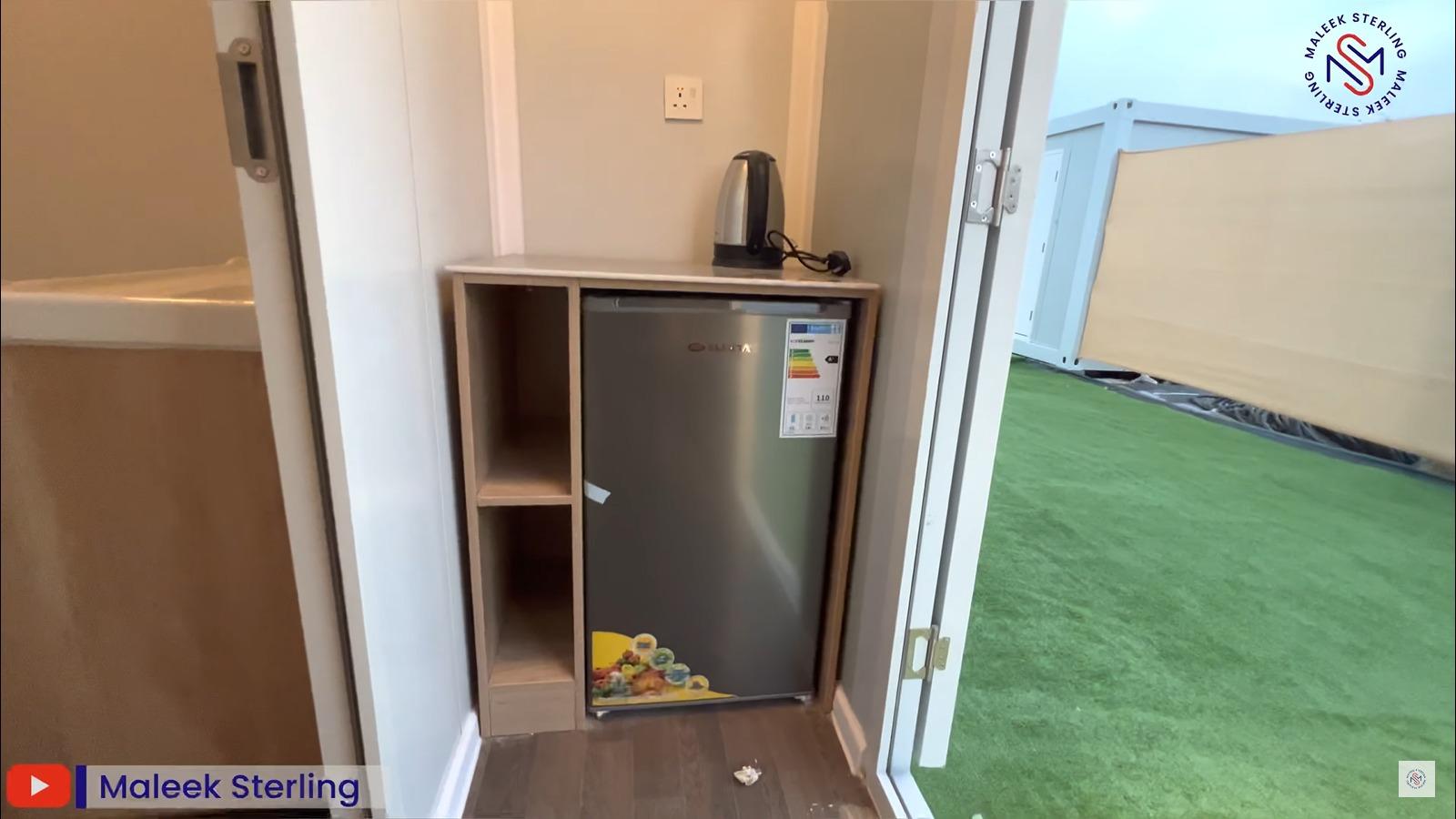 卡塔爾球迷村。(Maleek Sterling youtube影片截圖)