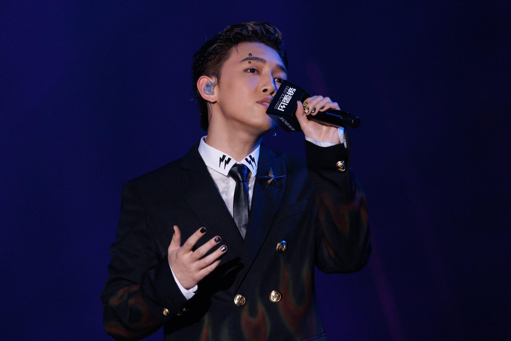 MC先後唱出《反對無效》和《Overkill》。(蘇文傑攝)