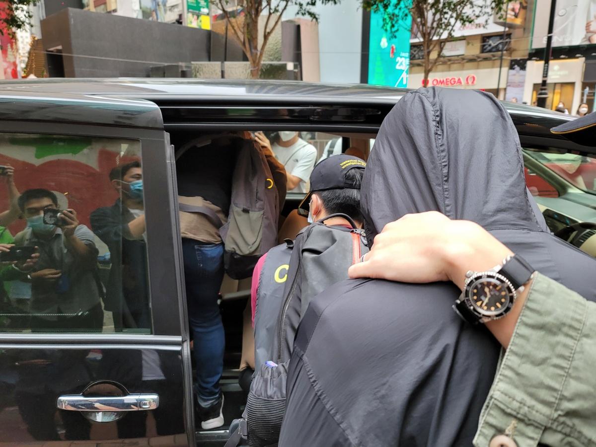 不良營銷|79歲長者疑被威嚇碌逾10萬買藥材 銅鑼灣一藥店3職員被捕