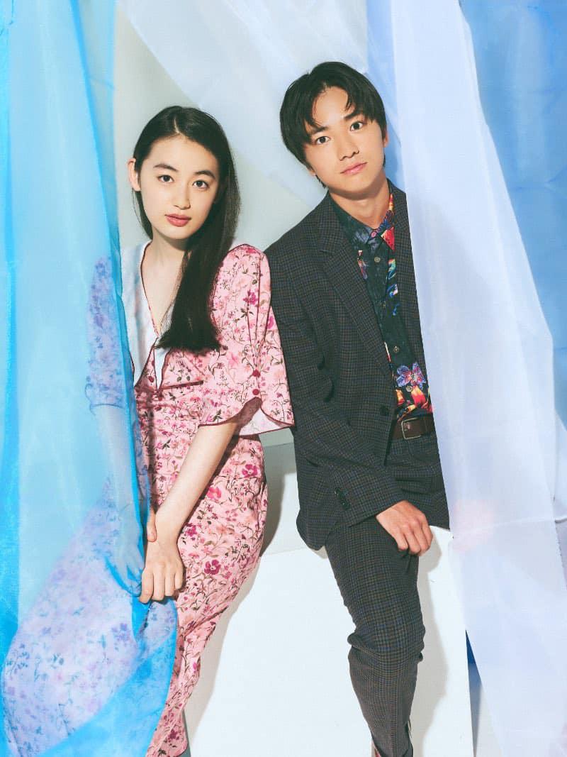 木戶大聖與八木莉可子扮演兩位主角的年輕版,在社交網的Followers不斷上升。