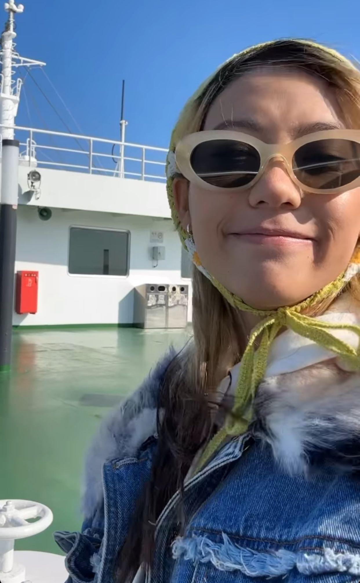 Jace趁被雪期間到日本散心數天。