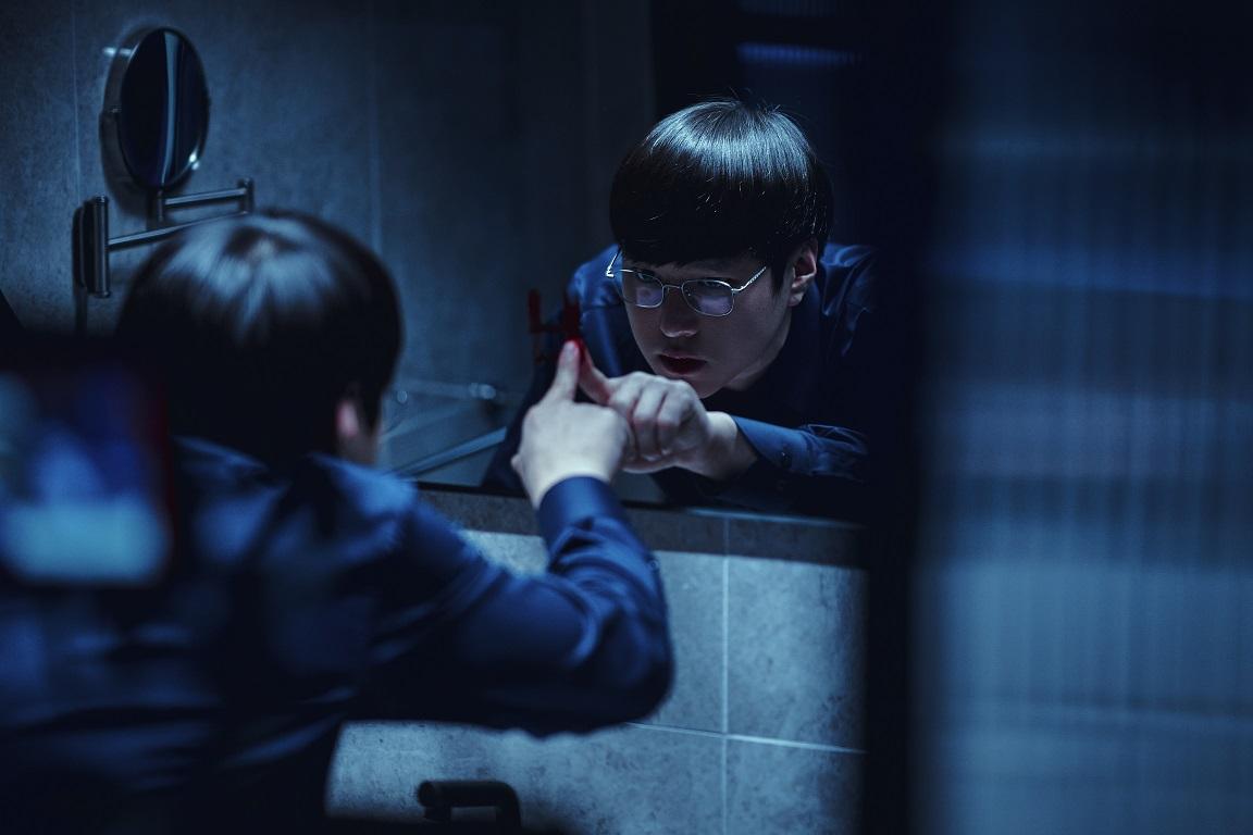 高庚杓演變態殺手。(《Connect連曈》劇照)