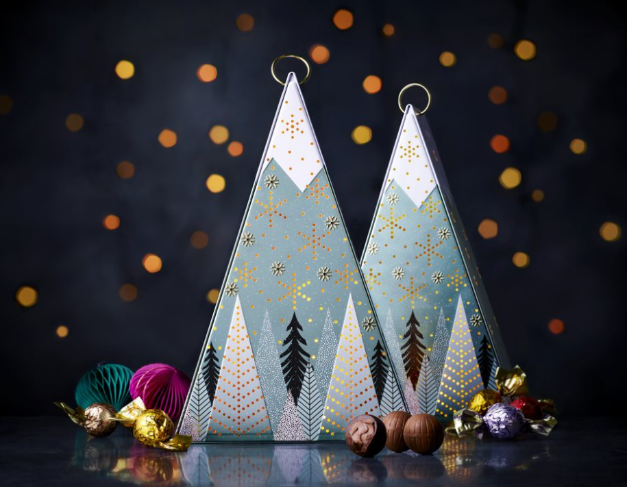 亮燈瑞士山松露朱古力禮罐│以瑞士山作設計靈感的松露朱古力罐同樣會發光,精緻的包裝外表,內含奢華松露牛奶、黑、榛子及香橙瑞士朱古力。 ($199)