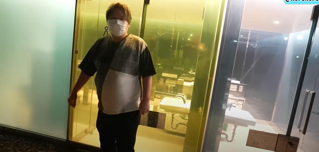YouTuber指男女廁也出現同樣情況。(互聯網)