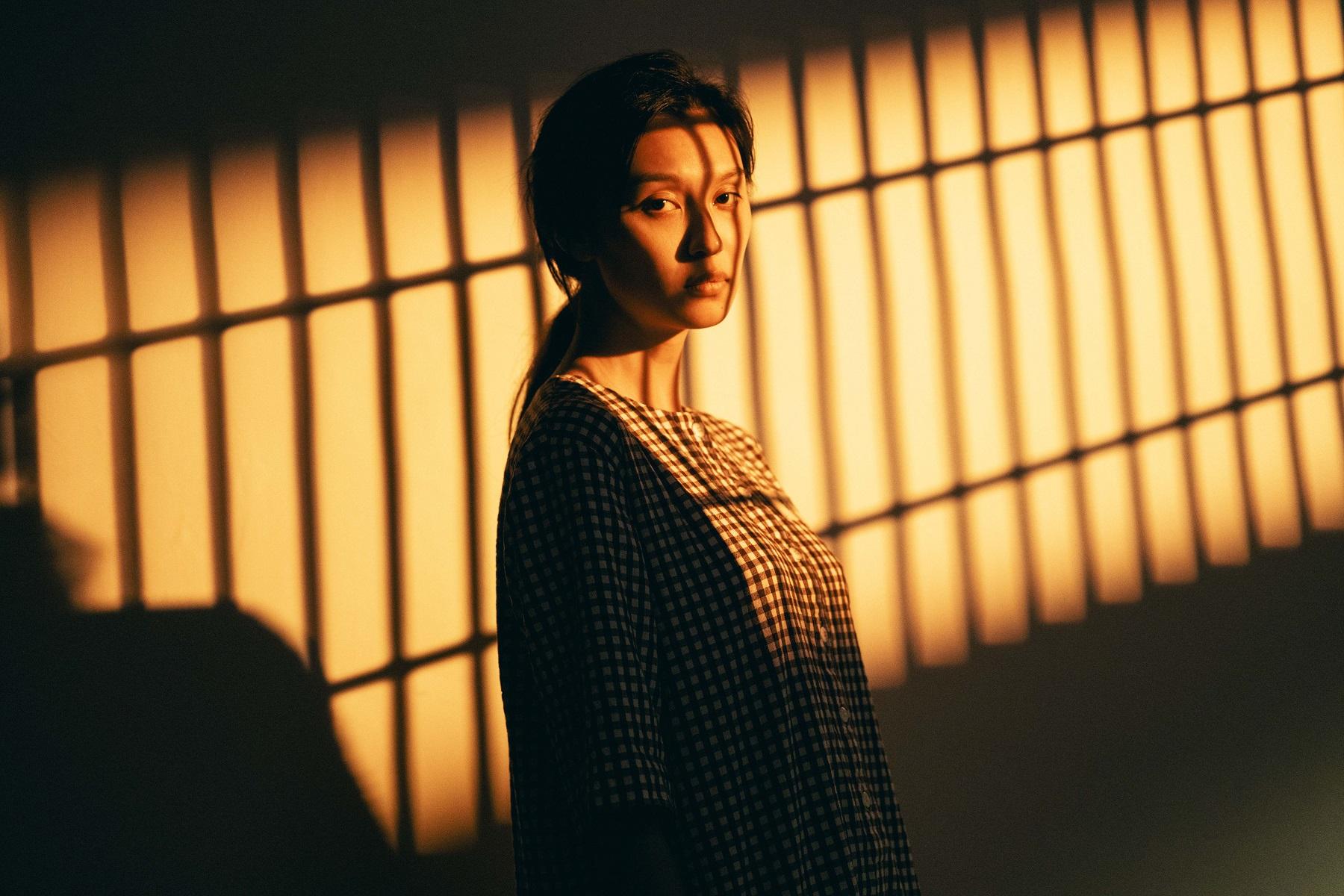 王丹妮演的名模因虐兒案被判入獄17年。