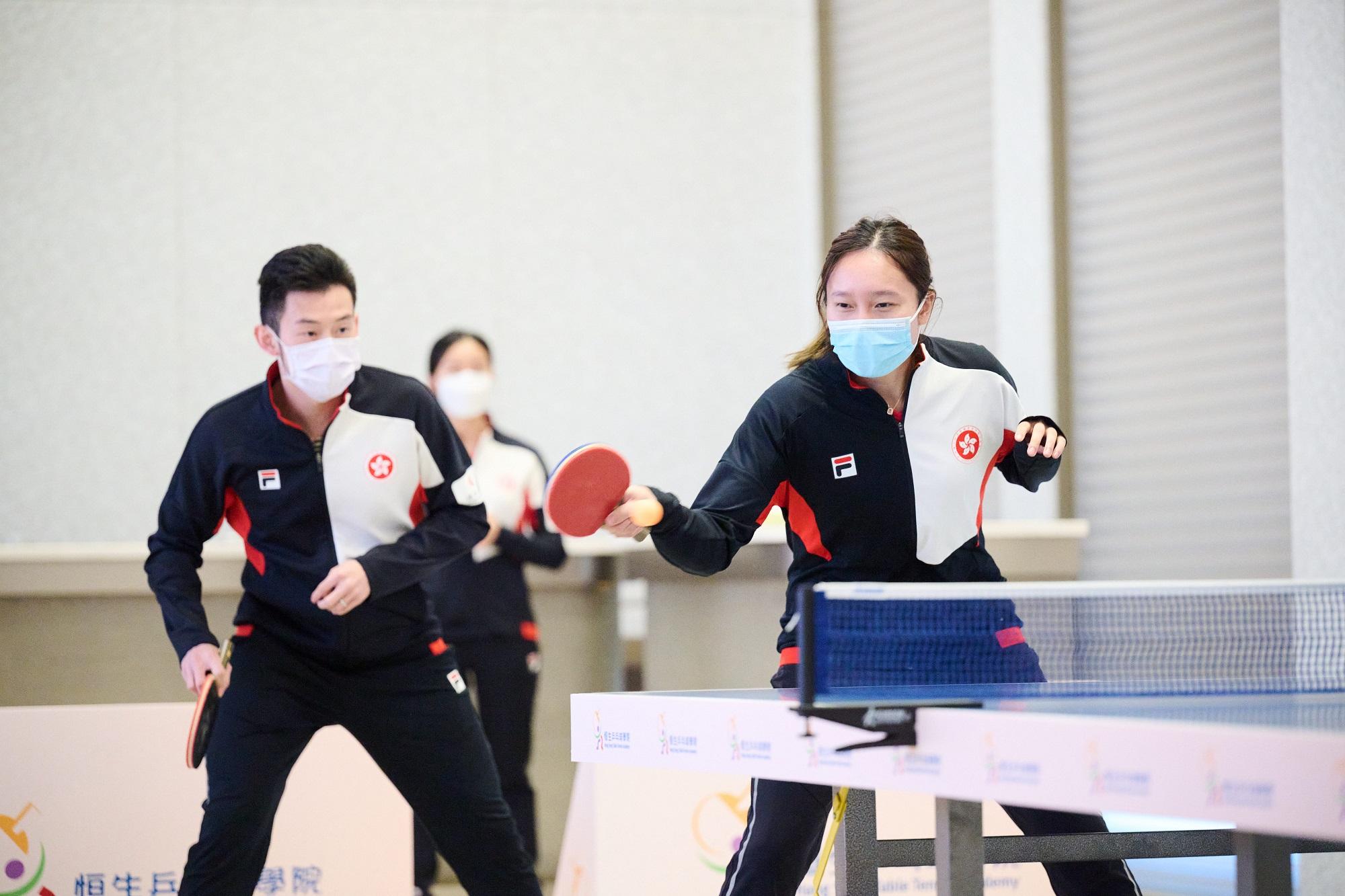 港隊世乒賽取佳績 恒生向代表團隊頒發35萬元特別獎金