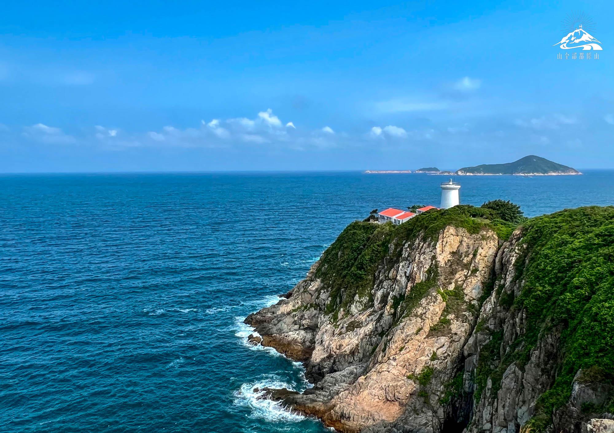 鶴咀以柏油路為主,是香港看日出的熱門路線。