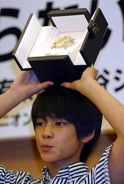 柳樂優彌以14歲之齡靠《誰知赤子心》勇奪康城影展上史上最年輕最佳男演員。