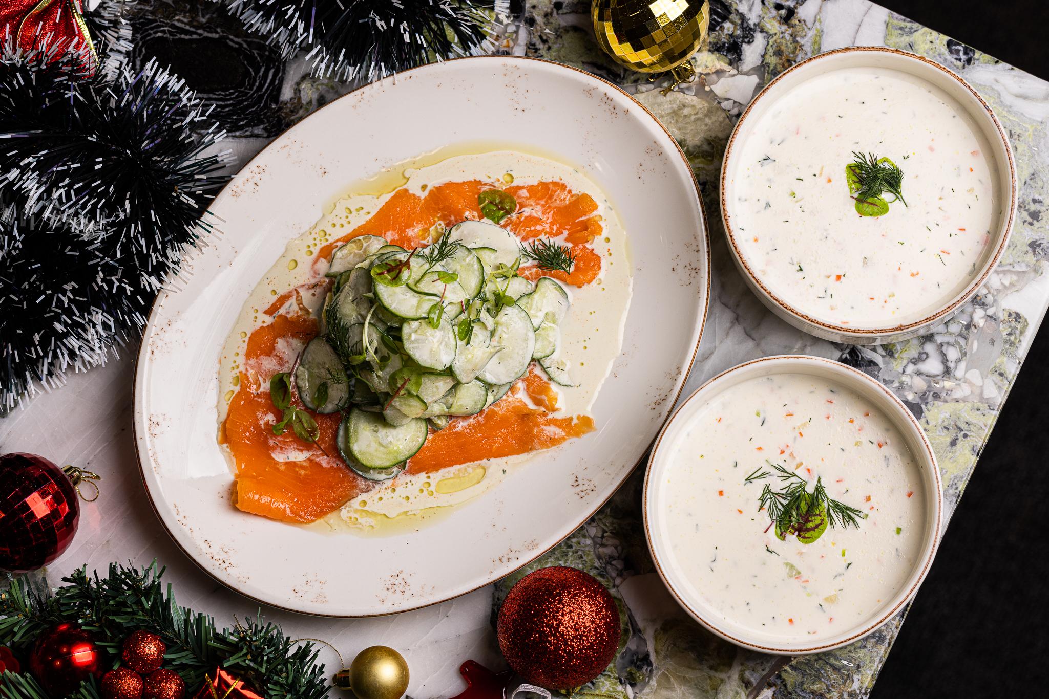 煙三文魚青瓜乳酪沙律及周打蜆肉忌廉濃湯