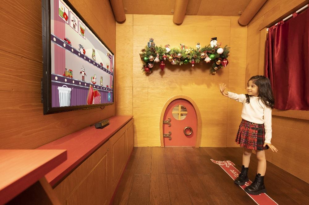 打卡點4:於聖誕精靈工作坊學習成為聖誕精靈小幫手。