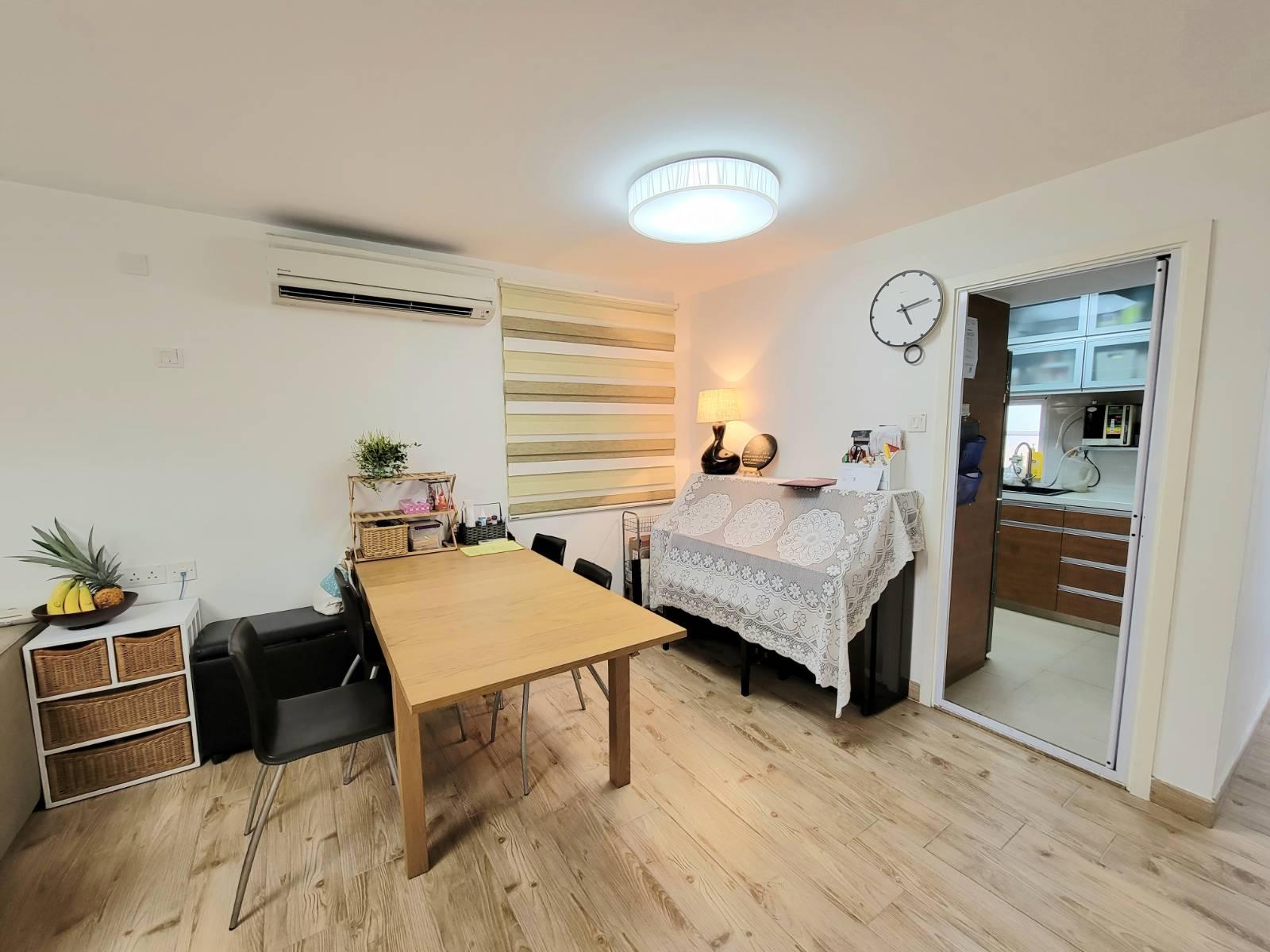 飯廳一隅,裝修簡潔實用。