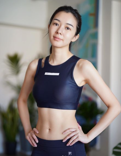 麥明詩自言雖已淡出娛樂圈,其戀情仍備受關注。