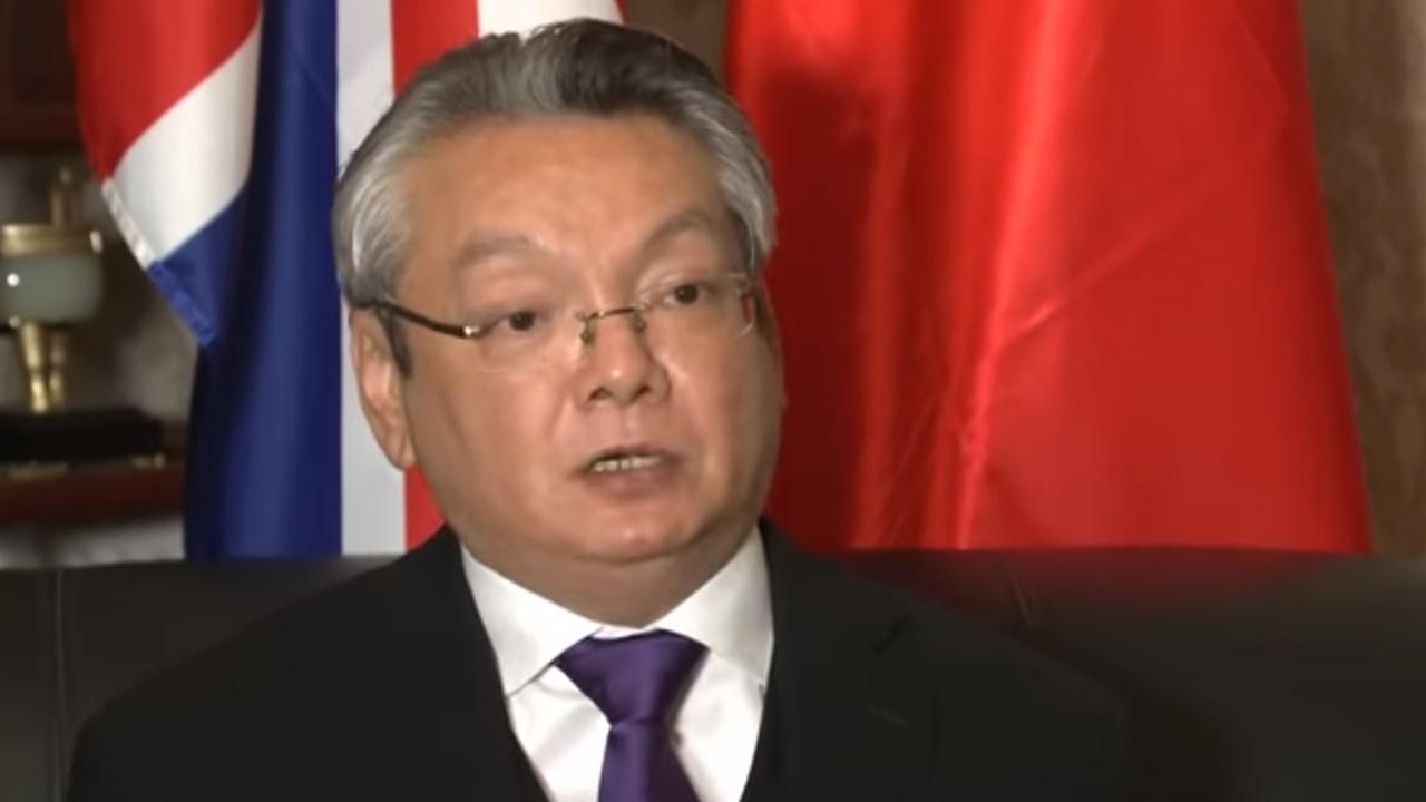 祈湛明表示,警方傳召6名總領事館職員問話,包括否認打人的中國駐曼徹斯特總領事鄭曦原。(資料圖片)