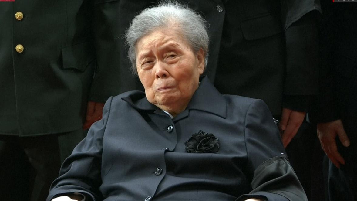 江澤民遺孀王冶坪出席追悼大會