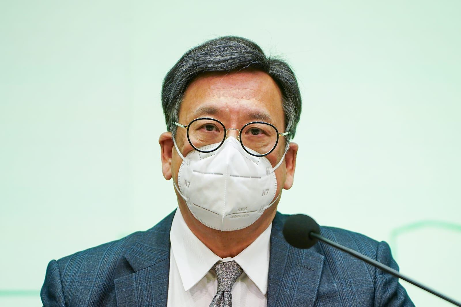 丘應樺,政府目標2023年至2025年間招攬至少1,130間企業。