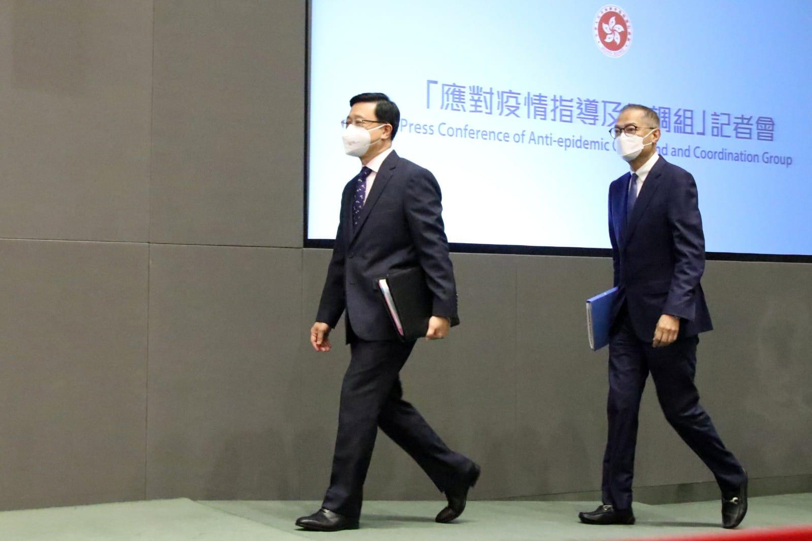 「應對疫情指導及協調組」記者會。(林俊源攝)