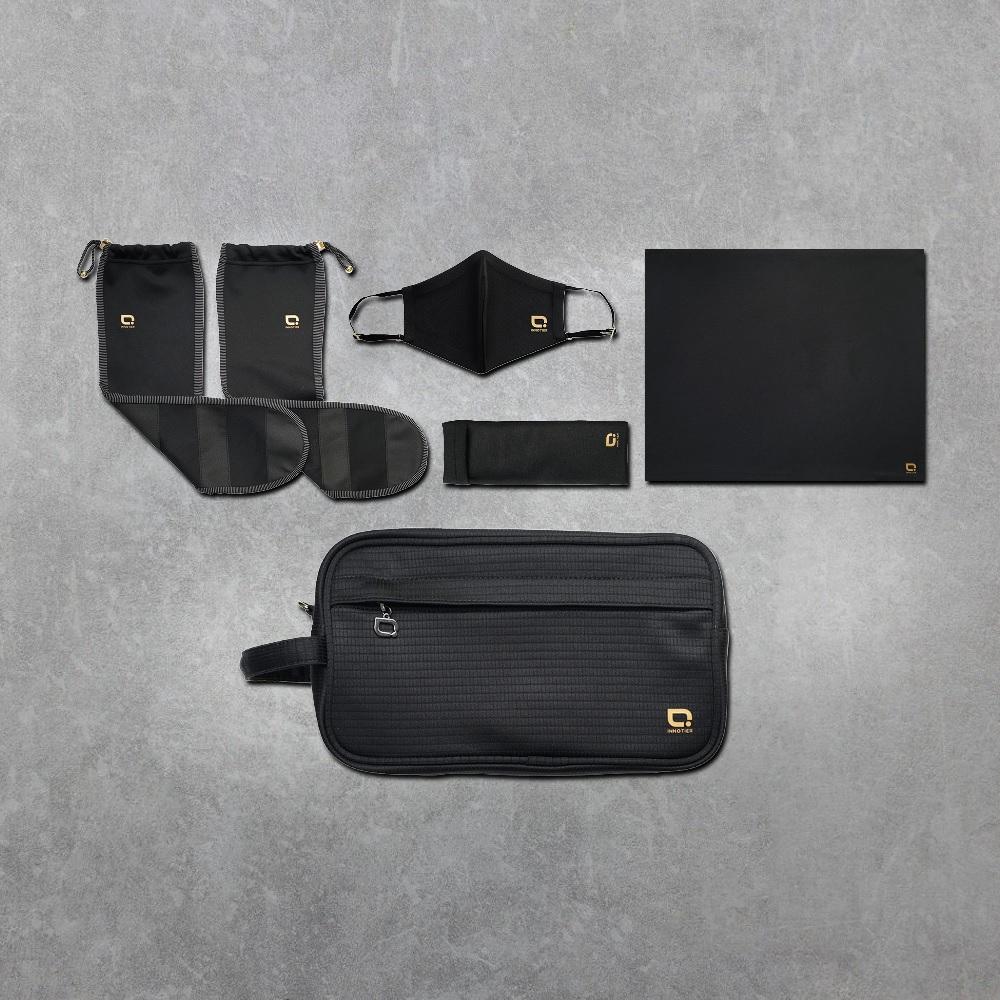 旅行袋 ($1,880)、旅行襪子 ($498)、餐墊 ($298)、多用途套 ($228)、冠軍系列口罩 ($468) │一套5件合售$2,680 (黑色/深色牛仔布)
