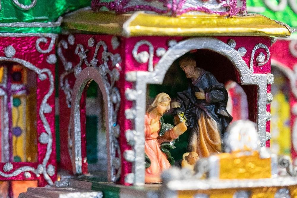 當代耶穌誕生日場景得獎佳作展覽。