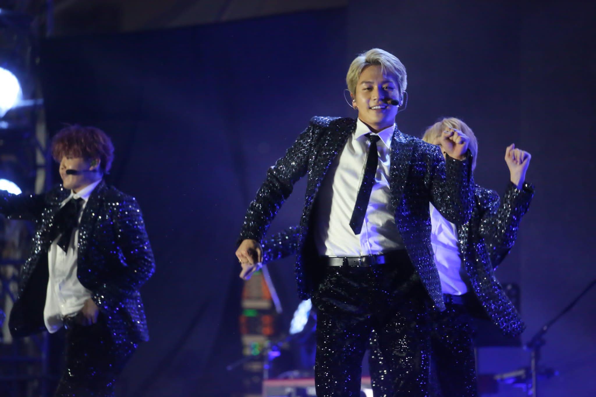 Travis Japan為中環海濱舉行的Unik Asia Festival 2022擔任表演嘉賓。