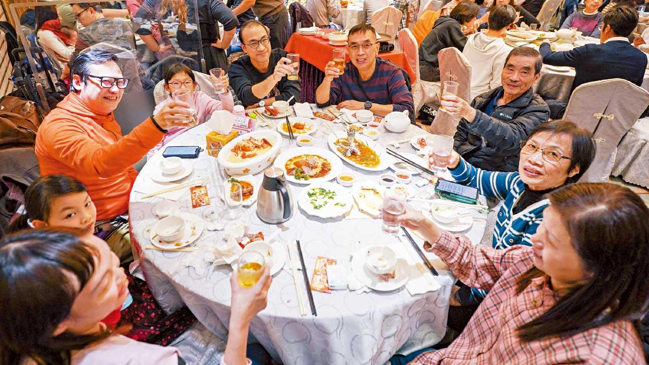 多項防疫今「減辣」酒樓指公布倉卒冬至難受惠 工展會望「試食復常」旺丁財