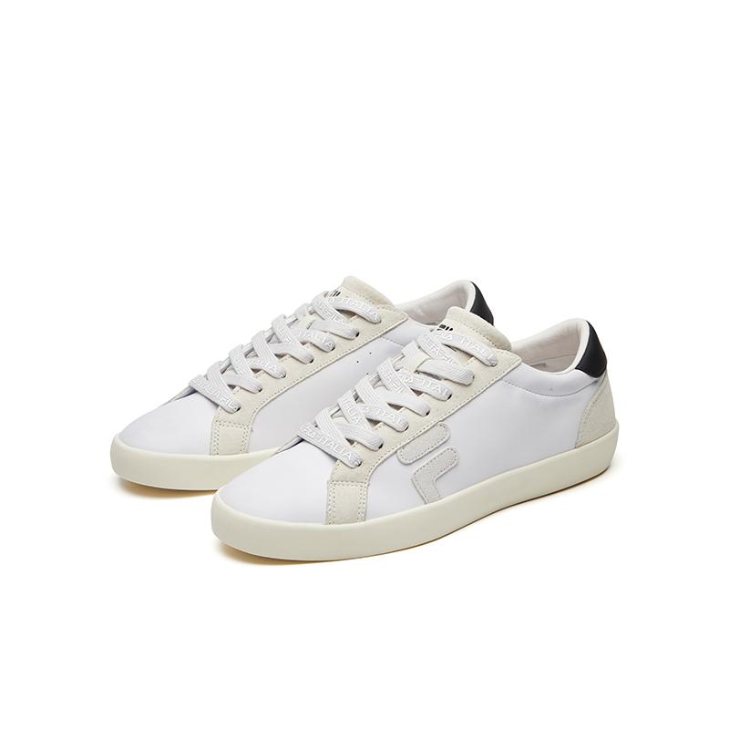 STRIDE男裝運動鞋 原價:$980 優惠價:$735