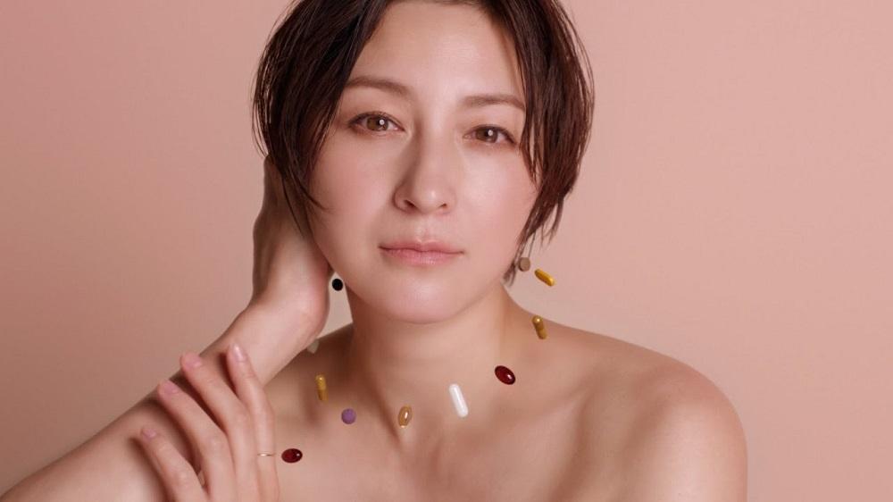 相隔22年再出寫真集 42歲廣末涼子呈現少女美