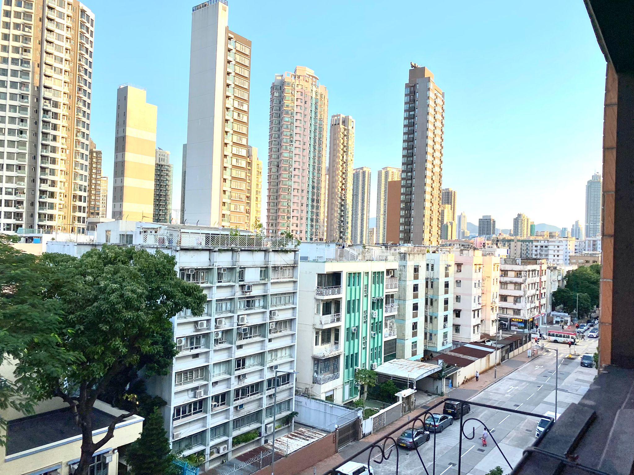 單位以開揚街景和市景為主,環境清靜。