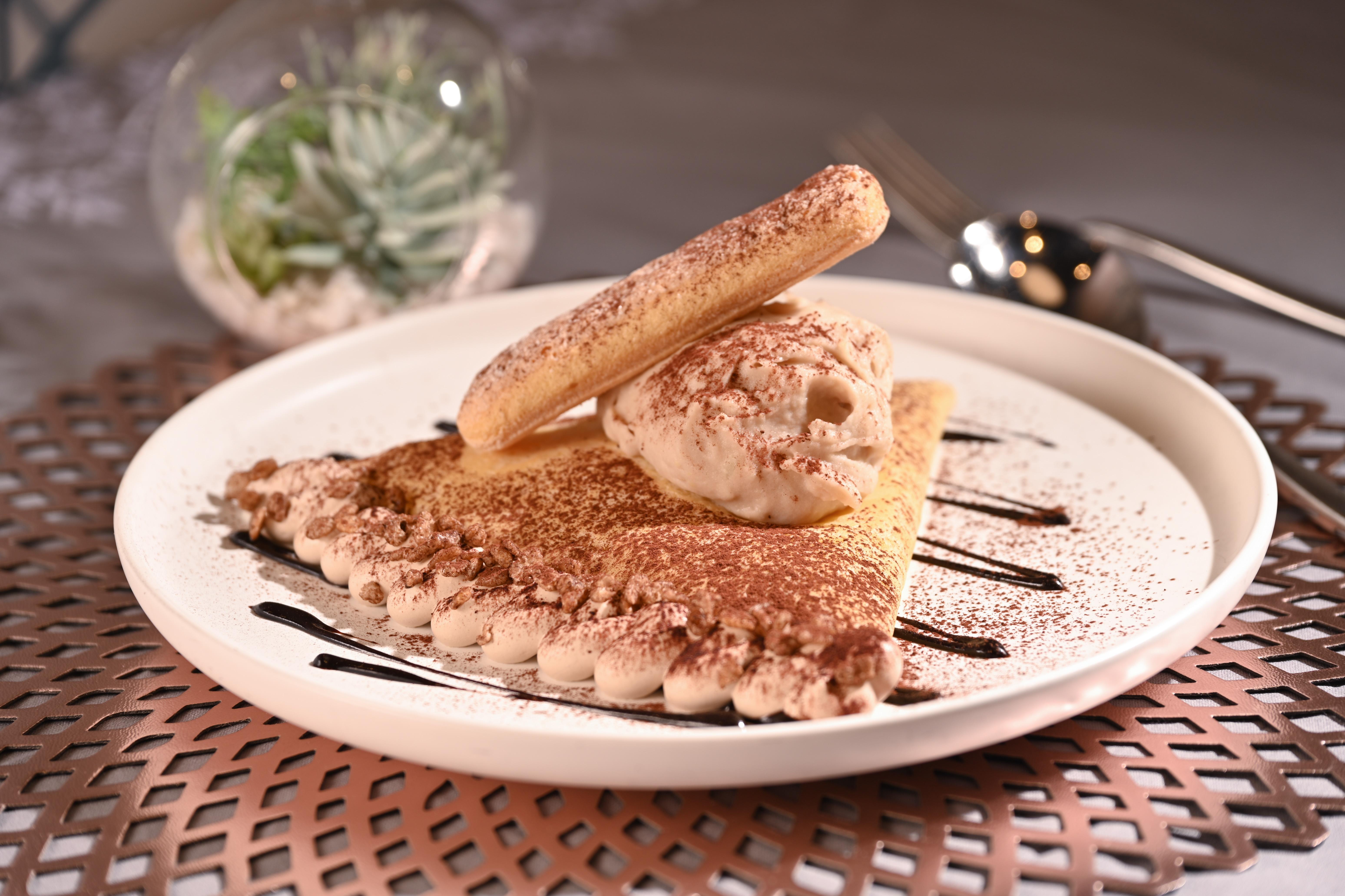 飄雪星願(香芒椰絲班蘭可麗餅)