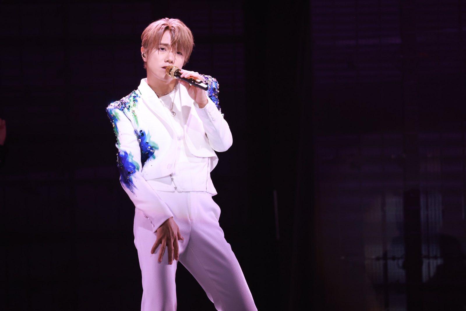 張敬軒的11場聖誕跨年騷《Revisit張敬軒演唱會》開鑼。