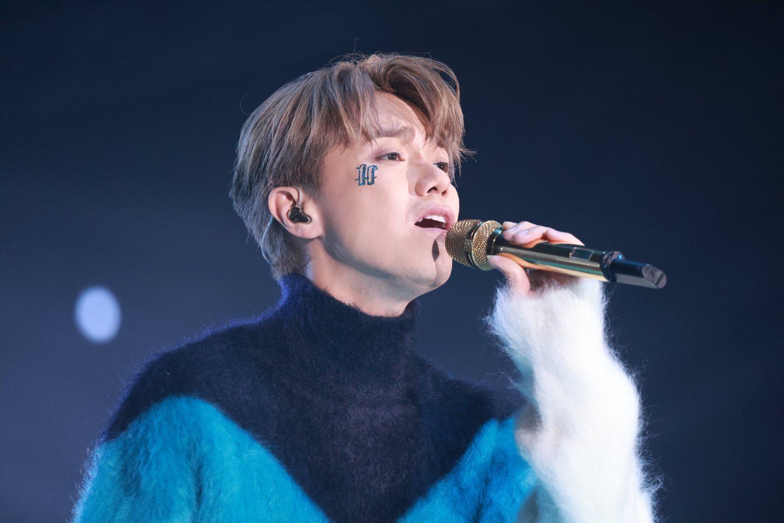 張敬軒的11場聖誕跨年騷《Revisit張敬軒演唱會》開鑼。