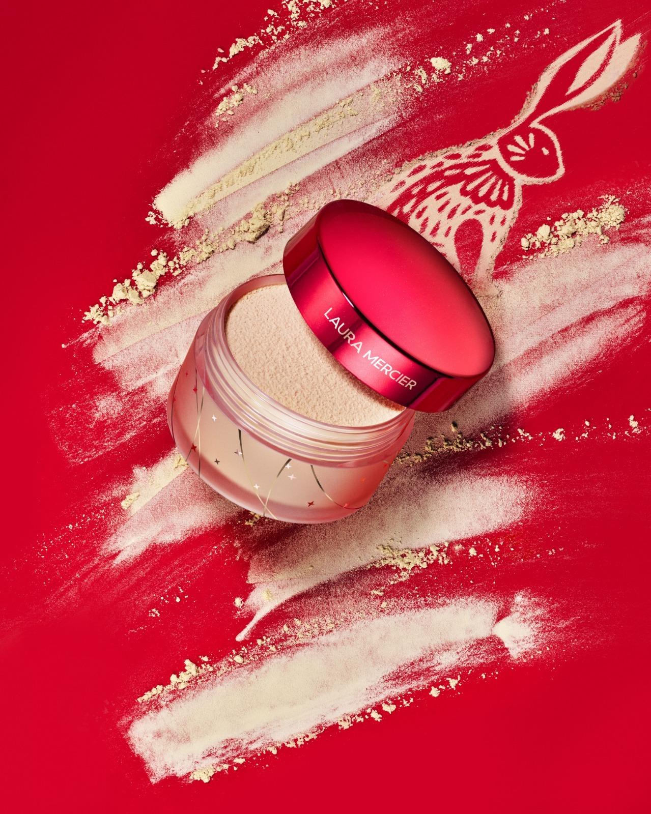 2023新年兔年限定美妝|LAURA MERCIER 2023新春節日彩妝系列 柔光透明蜜粉套裝 $380