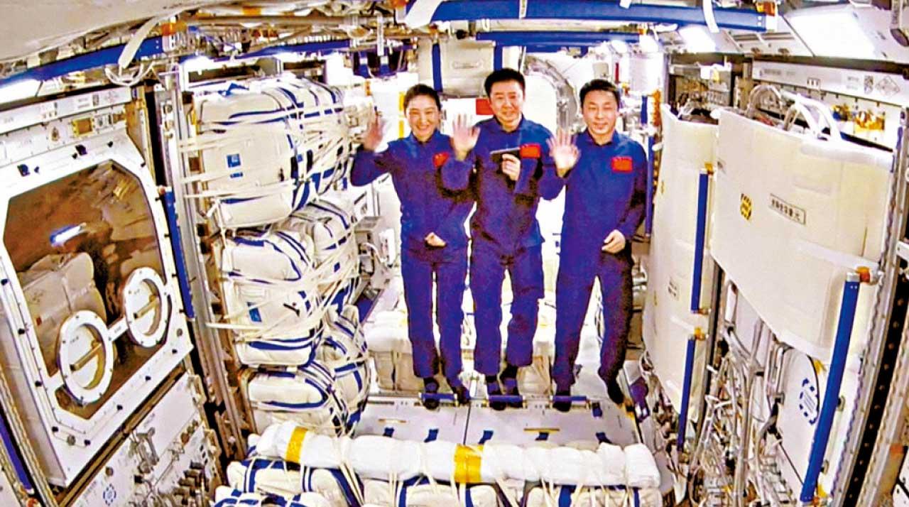 中國航天大躍進 烏電子戰抗俄軍威脅 盤點2022年全球4大科技要聞