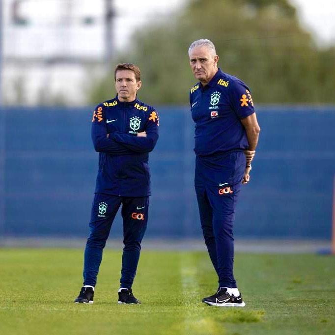 祖連奴(左)是巴西教練團之一。(祖連奴IG)