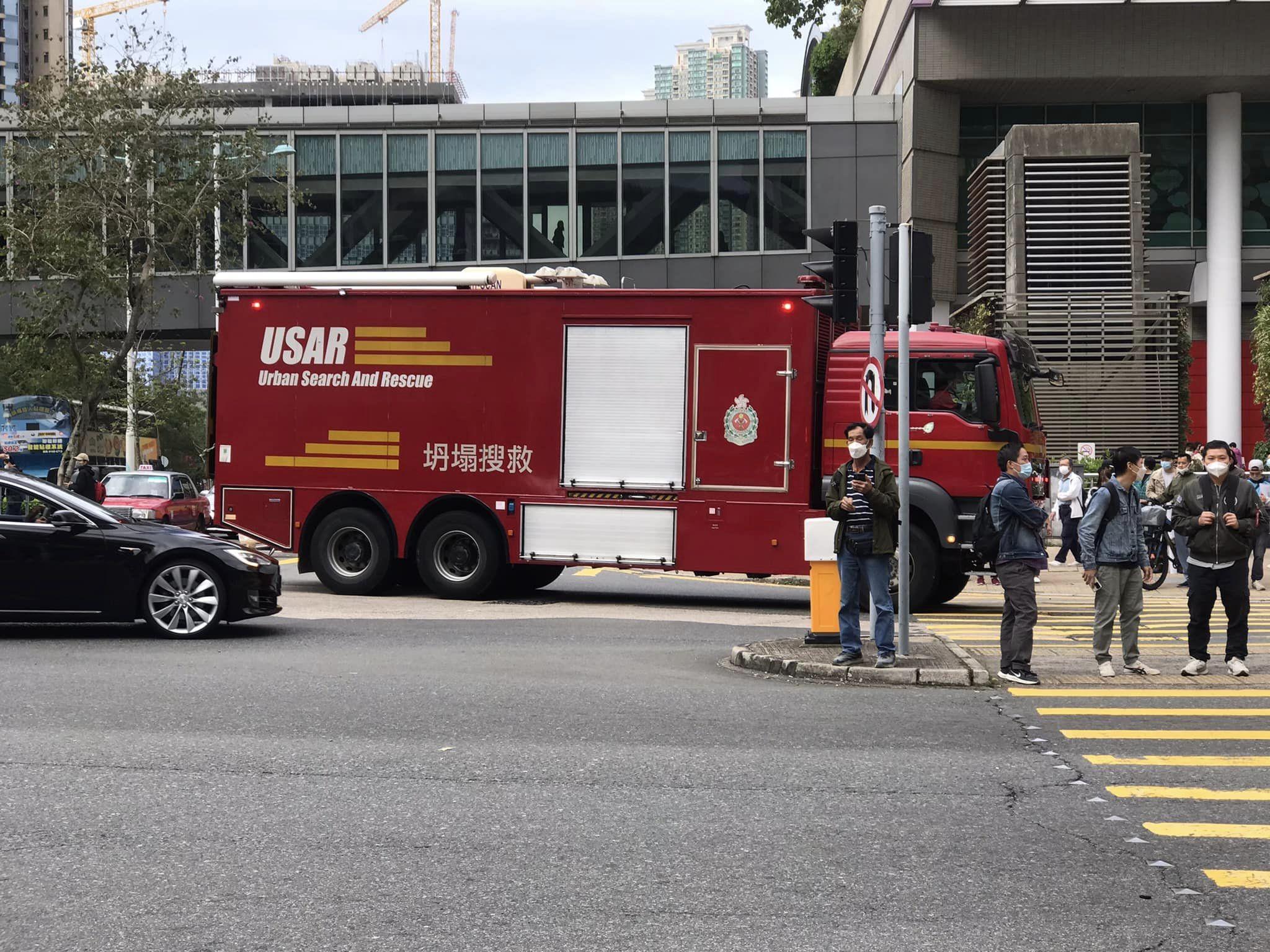 持續更新|將軍澳綫往北角方向有列車故障 消防處正進行救援行動協助市民疏散