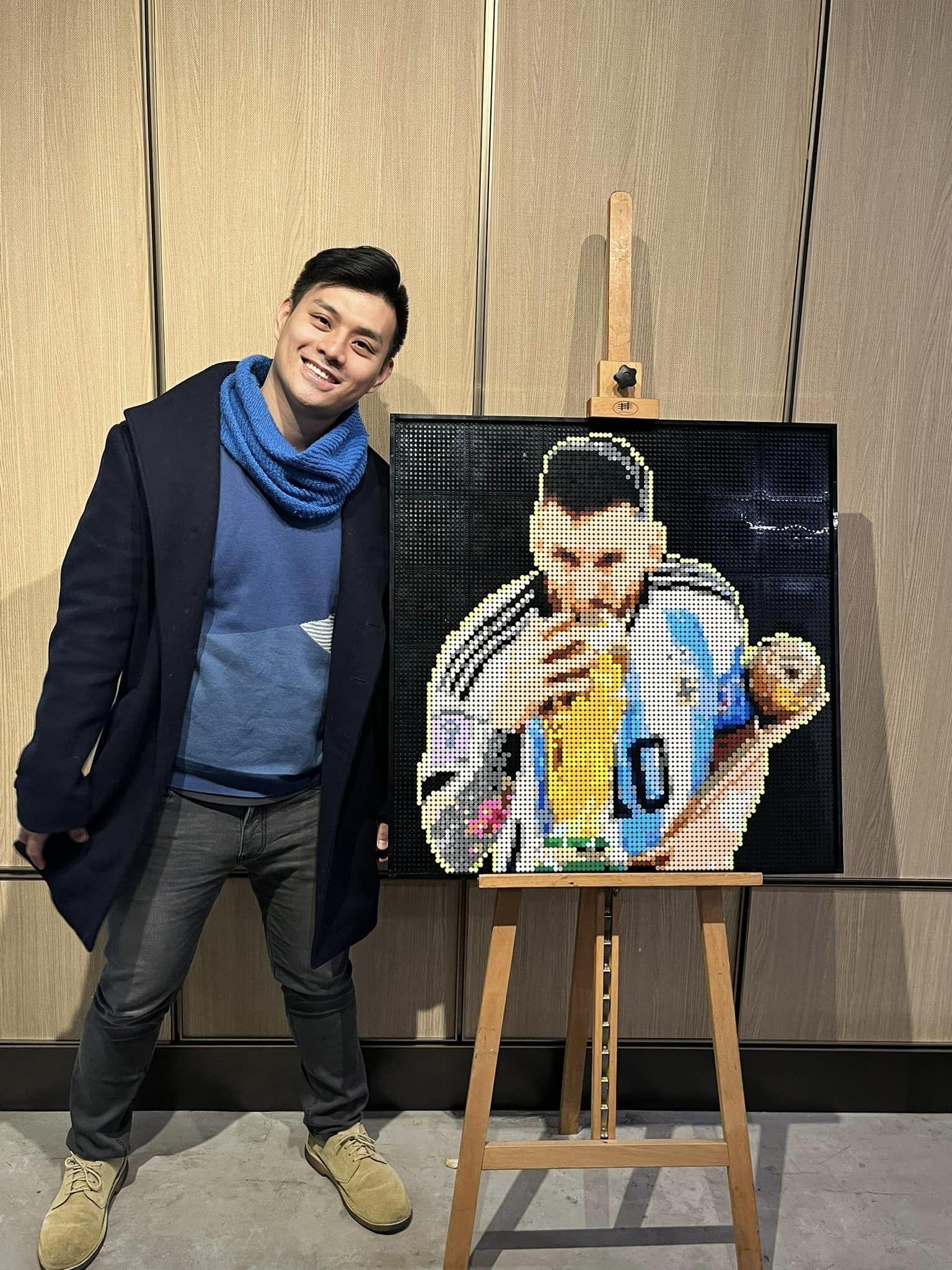 美斯LEGO畫,用電話拍比近看更像真。(受訪者提供)