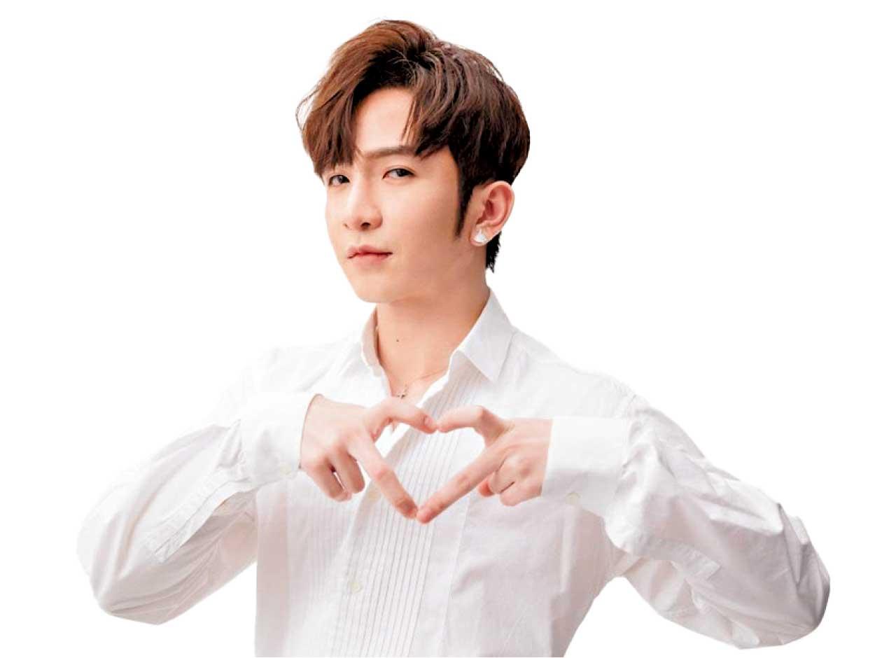 馮素波像長者界教主