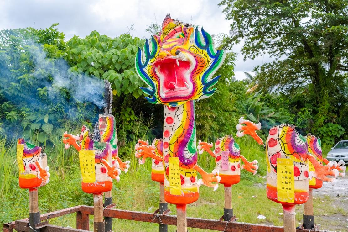 這是製作完成的龍香放在廟宇拜祭