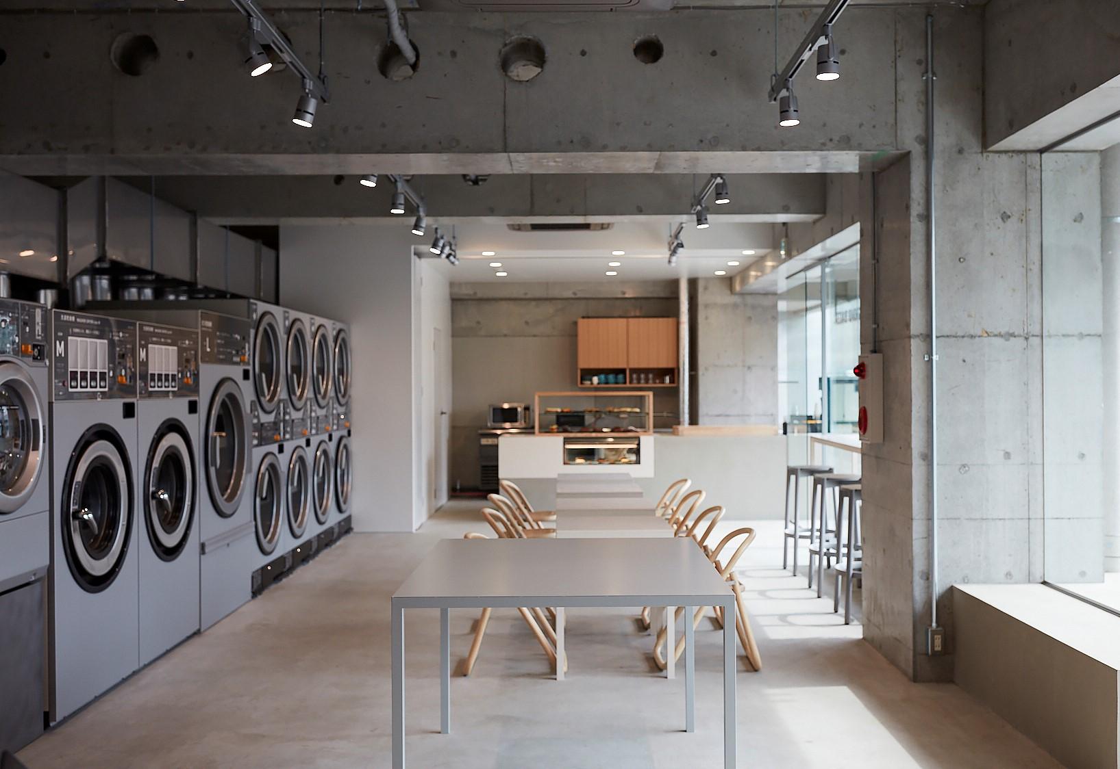 Baluko Laundry Place是一間連鎖的自助洗衣店。