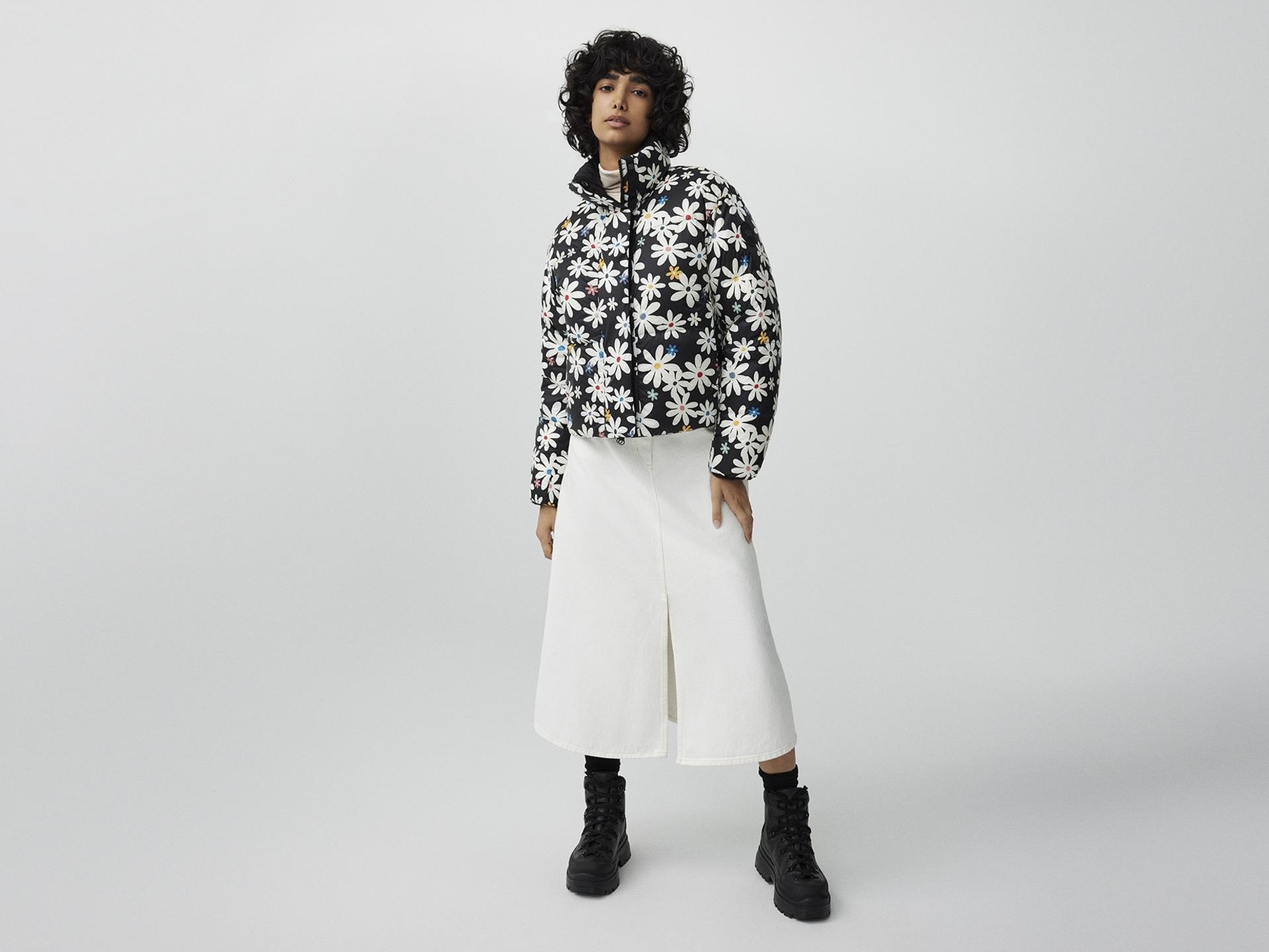 與涉事羽絨外套同系列的其他款式。(加拿大鵝網站)