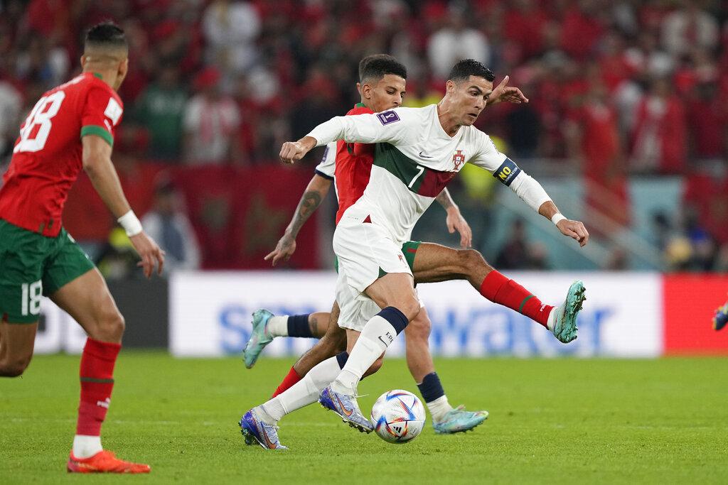 C朗拿度等好手先後入替,葡萄牙下半場佔盡優勢。(美聯社)