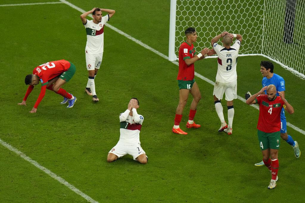 C朗拿度未能助葡萄牙擊敗摩洛哥,賽後哭成淚人。(美聯社)