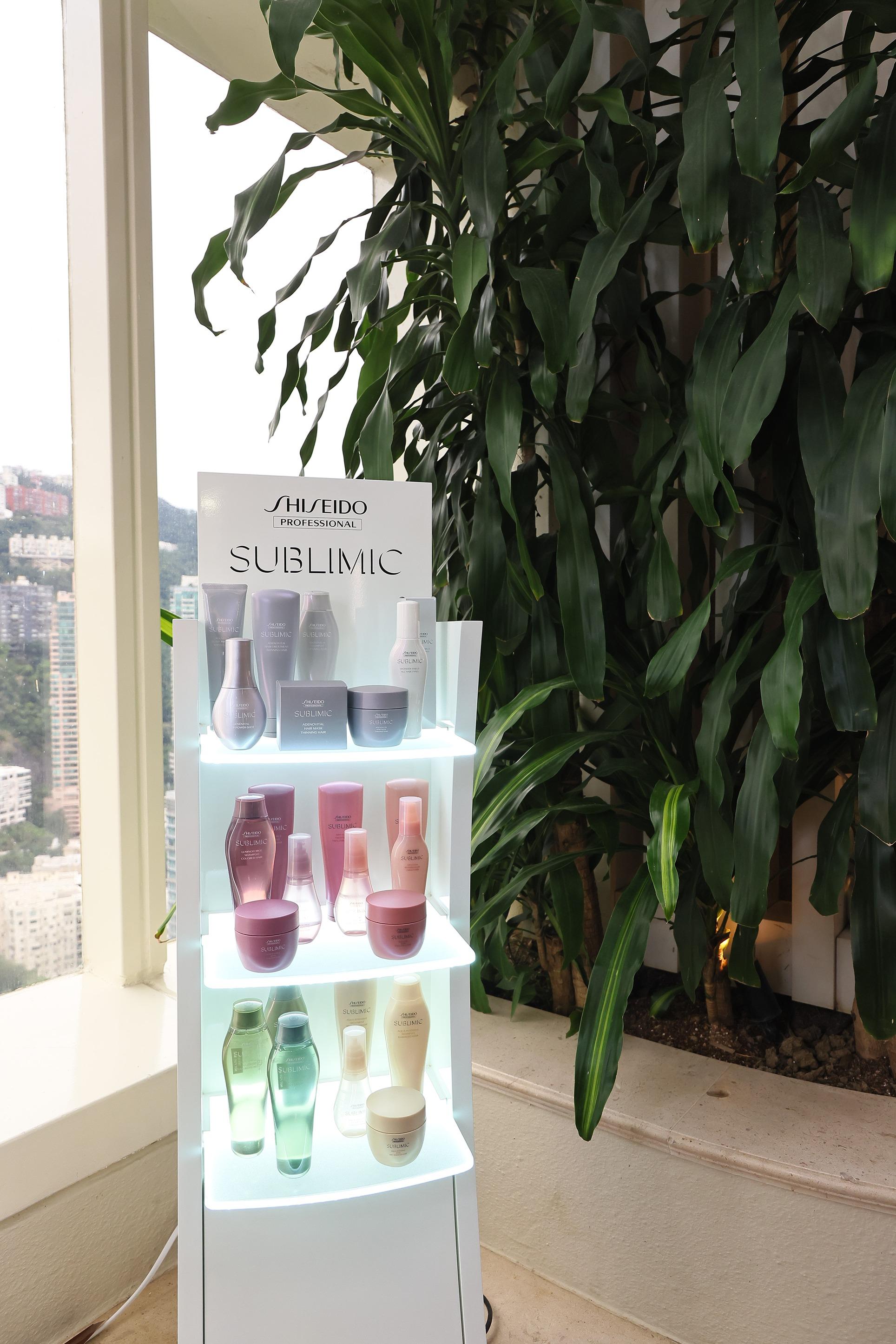 場內展示的各系列產品,來賓可根據自己的髮質問題向不同體驗區的品牌教育顧問諮詢及試用全效再生系列的產品。