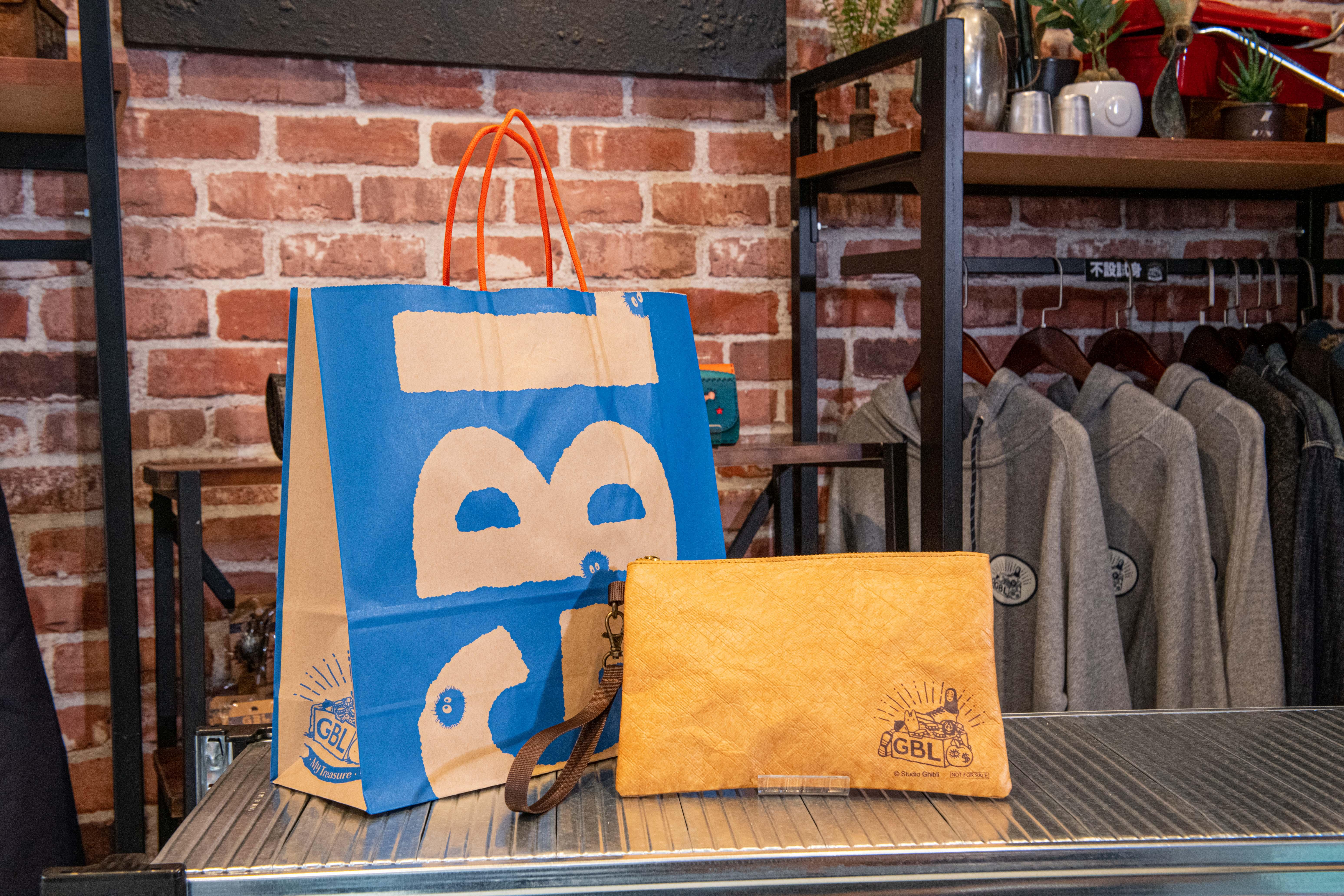 GBL開幕紀念手提包(香港限定贈品)