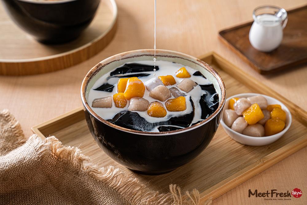 15. 鮮芋仙的招牌仙草沙冰(芋圓、仙草凍、仙草沙冰)