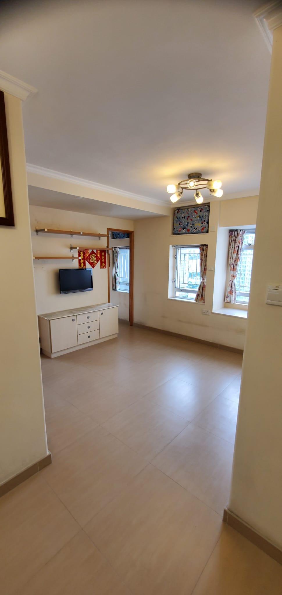 大廳採「呂」字型設計。(代理提供)