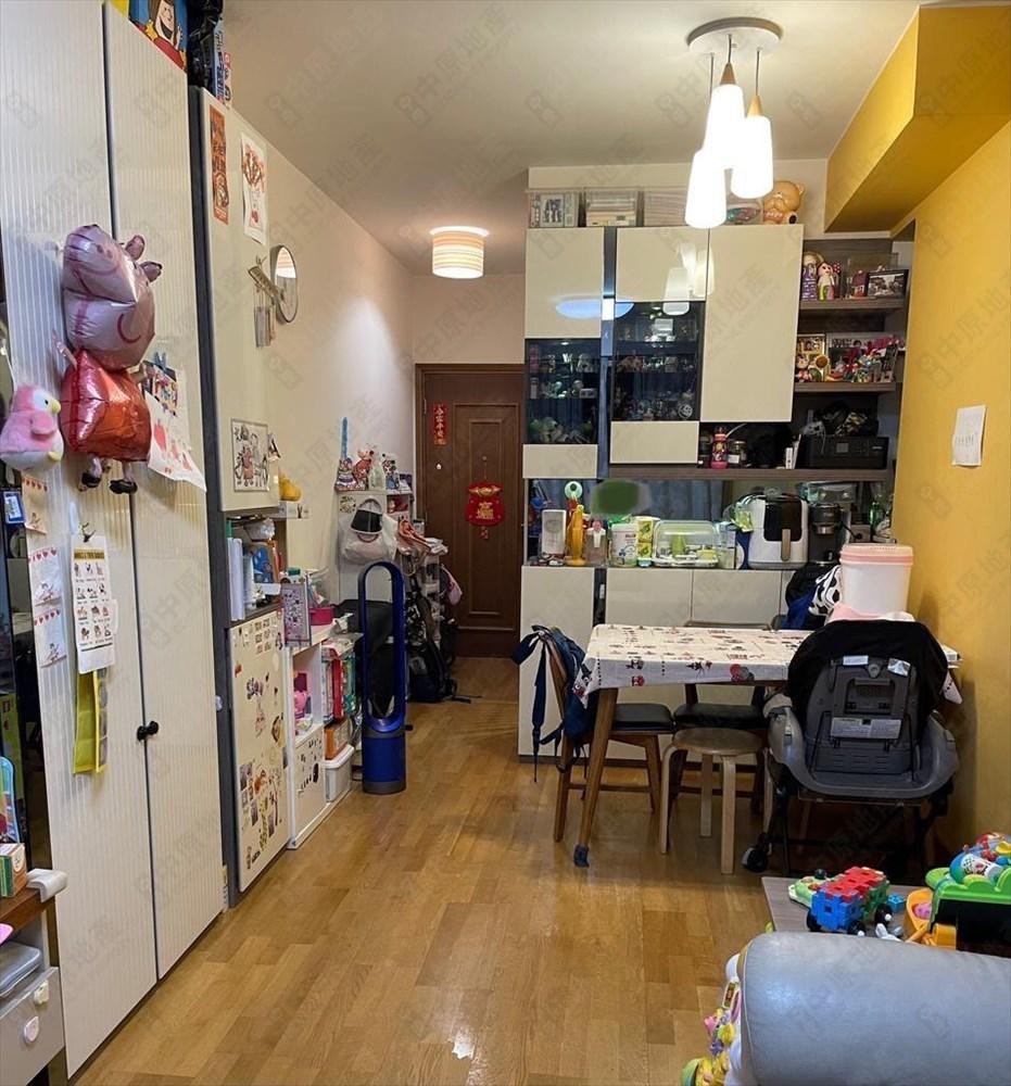 長方形開則大廳,實用性高。(代理提供)