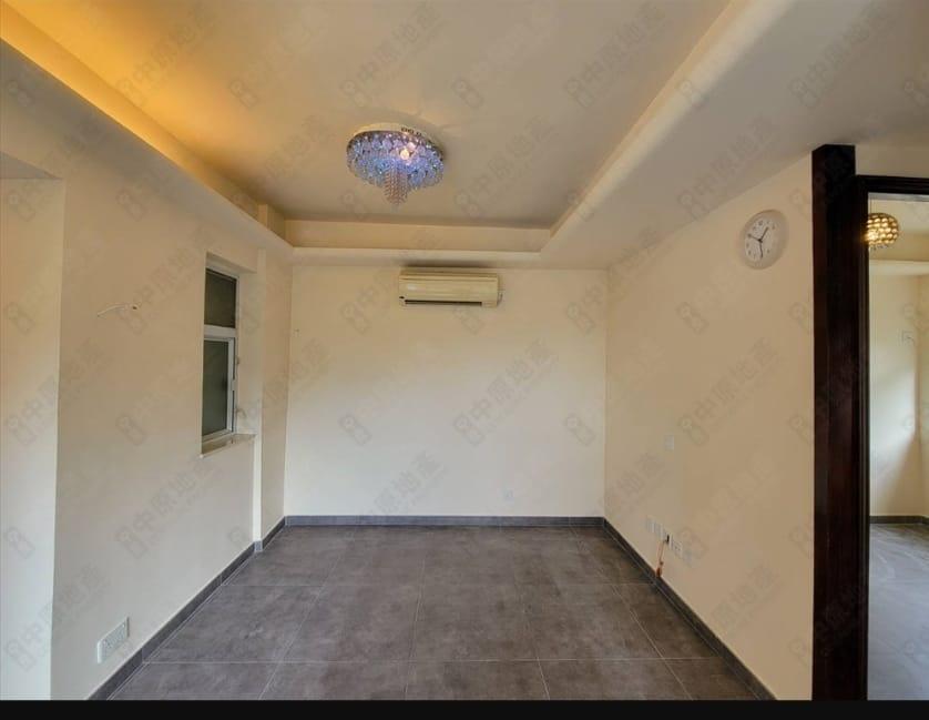 長方形大廳闊落實用,裝修亦新淨。(代理提供)