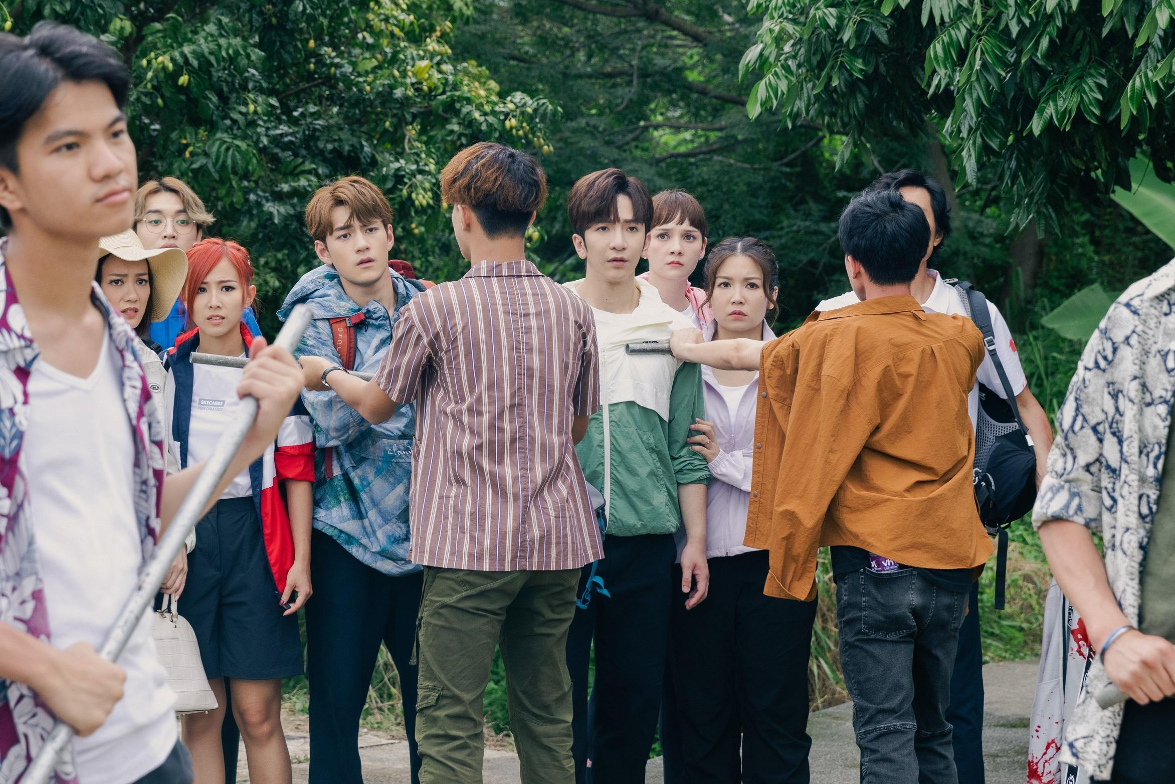 大宅眾人到郊外行山,遇上前來追債的「大聖爺」Suzuki