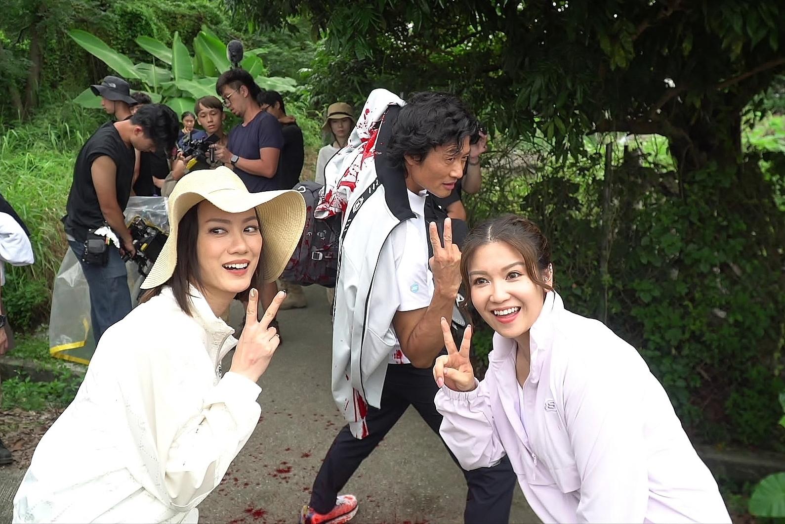 德斌成為簡慕華、娟姐「打卡熱點」