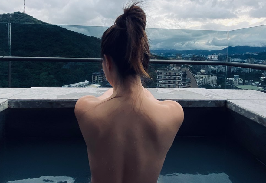 Stephy表示不介意尖酸網民的負評,視之為督促自己進步的壓力。